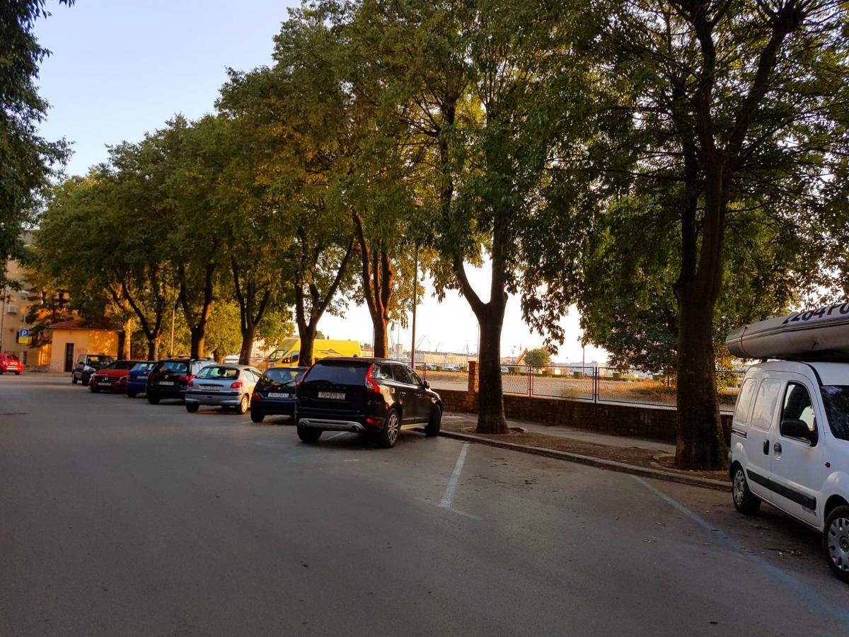 Apartamento App Obrovac In The Centre - With Amazing Sea View! Pula Exterior foto